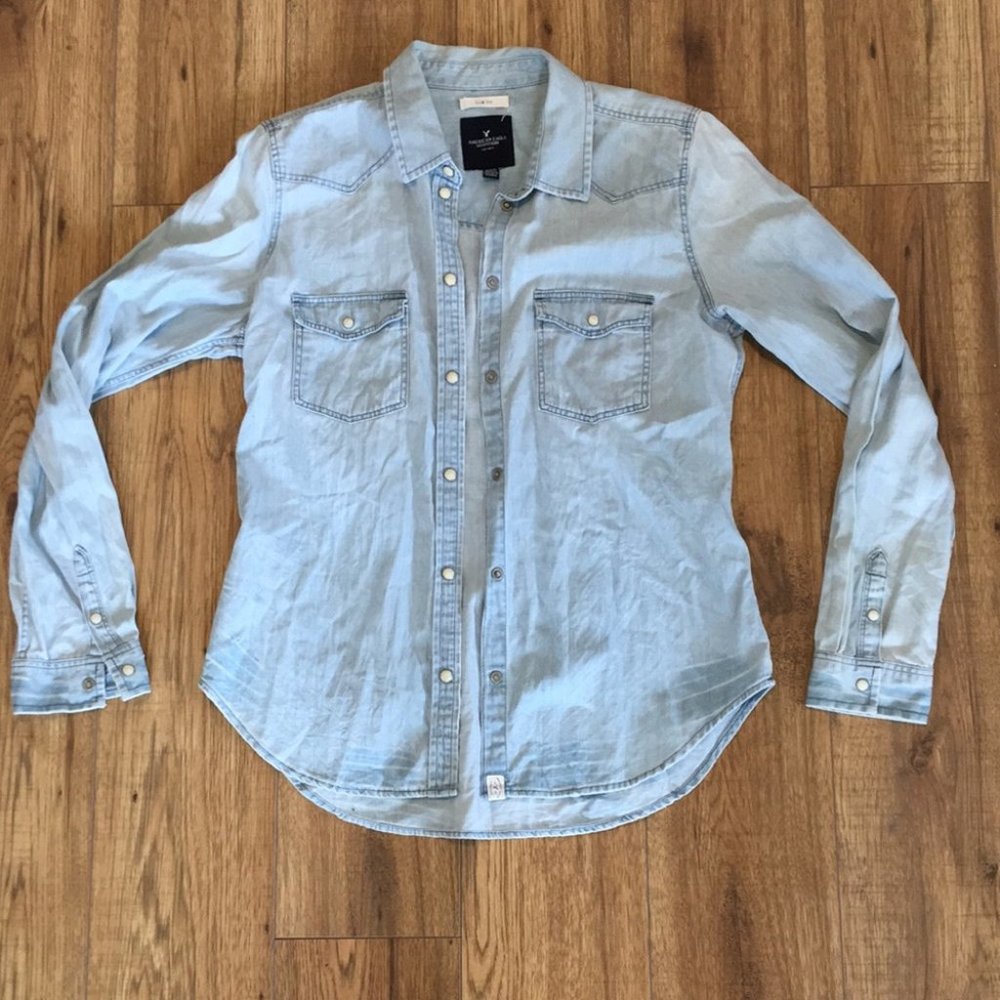 American eagle Denim long sleeve shirt